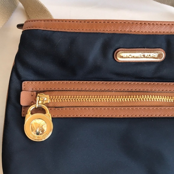 Michael Kors navy nylon crossbody bag with soft shoulder strap, gold zipper - Picture 2 of 7